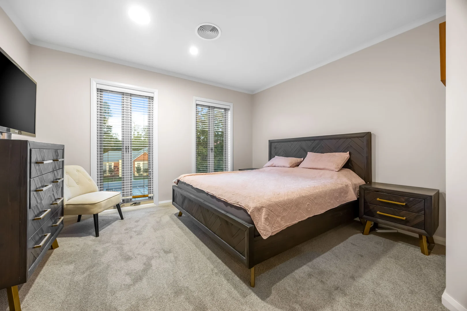 Additional image 21 of 7 St Glens Way, Lake Gardens VIC 3355