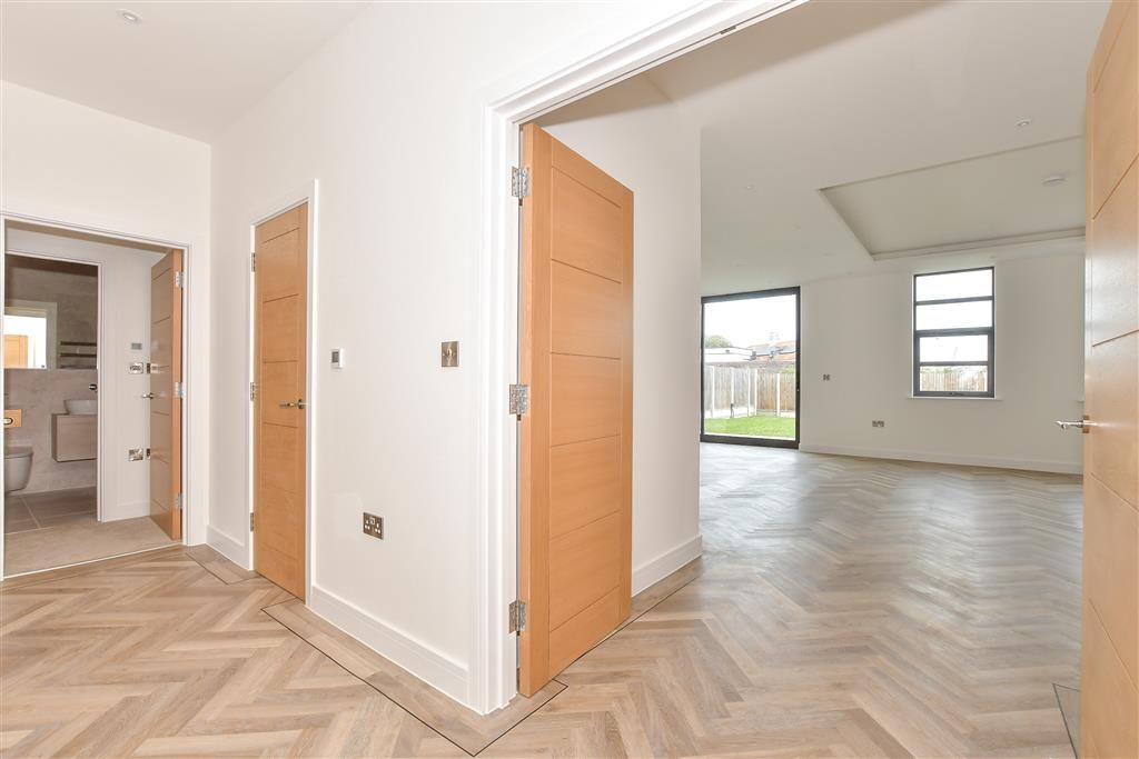 Additional image 4 of 2 bed flat for saleConvent Road, Broadstairs, Kent CT10