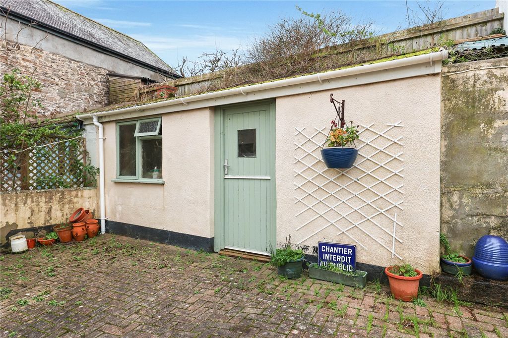 Additional image 21 of 3 bed semi-detached house for saleNorth Street, Braunton, Devon EX33