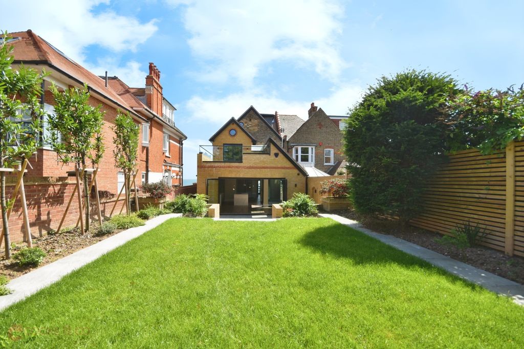 Additional image 27 of 4 bed semi-detached house for saleEastern Esplanade, Broadstairs, Kent CT10