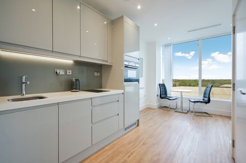 West Gate, Ealing W5, Studio to rent