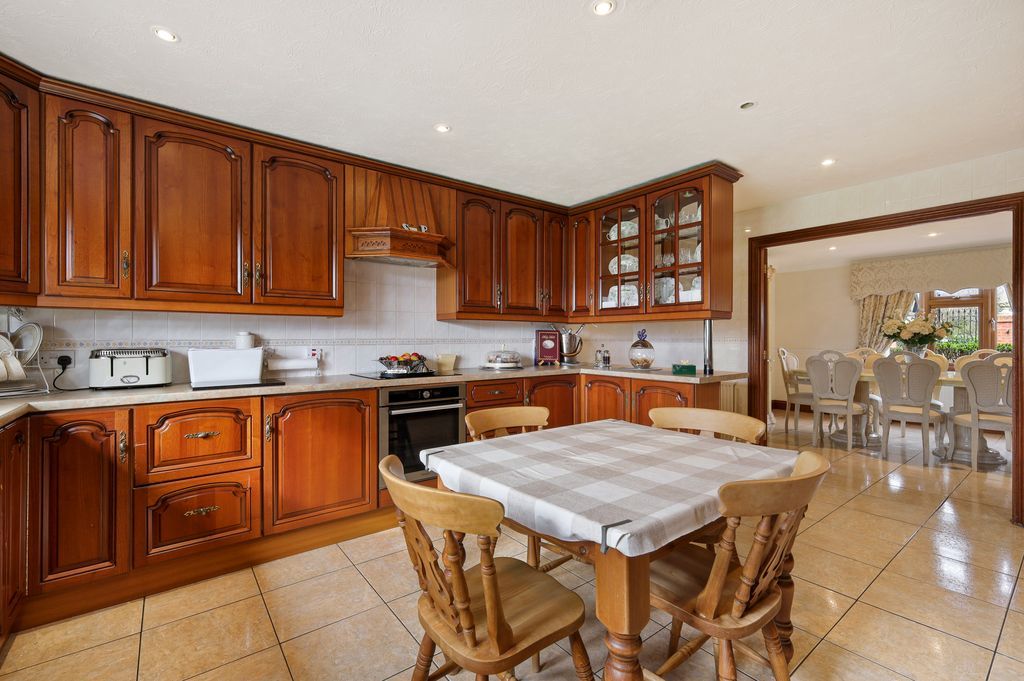 Additional image 6 of 4 bed detached house for saleThistley Green Road, Braintree CM7