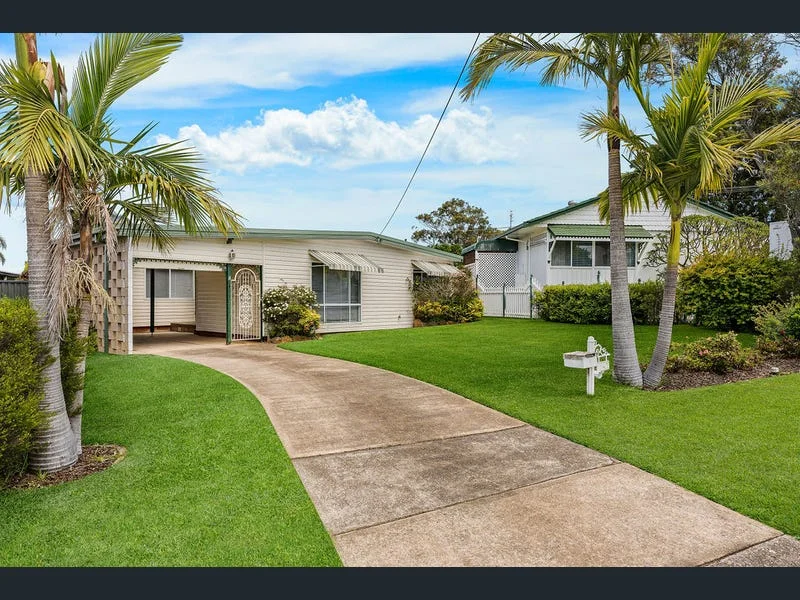 4 Campbellfield Avenue, Bradbury NSW 2560