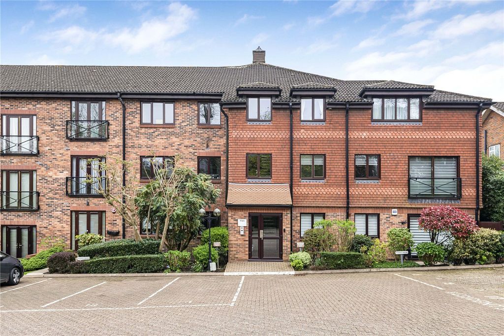 Additional image 19 of 3 bed flat for saleAllum Lane, Elstree, Borehamwood, Hertfordshire WD6