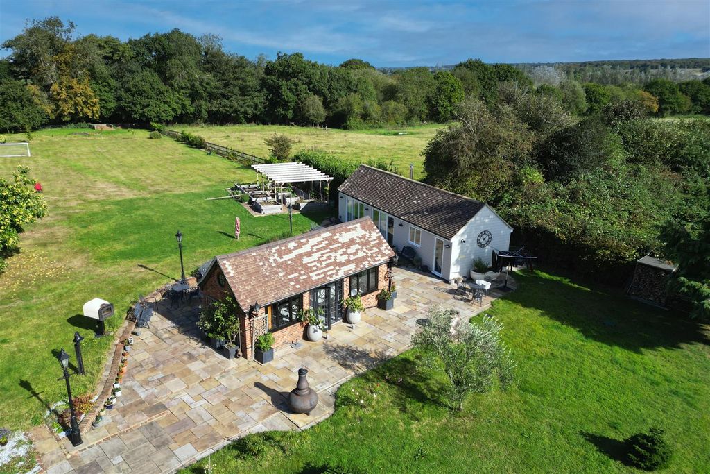 Additional image 6 of 6 bed detached house for saleHay Green Lane, Hook End, Brentwood CM15