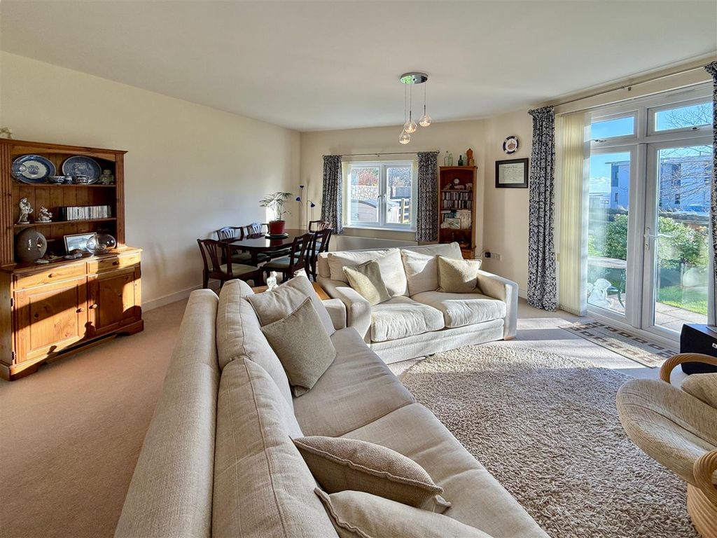 Additional image 6 of 2 bed flat for saleSt. Marys Hill, Brixham TQ5