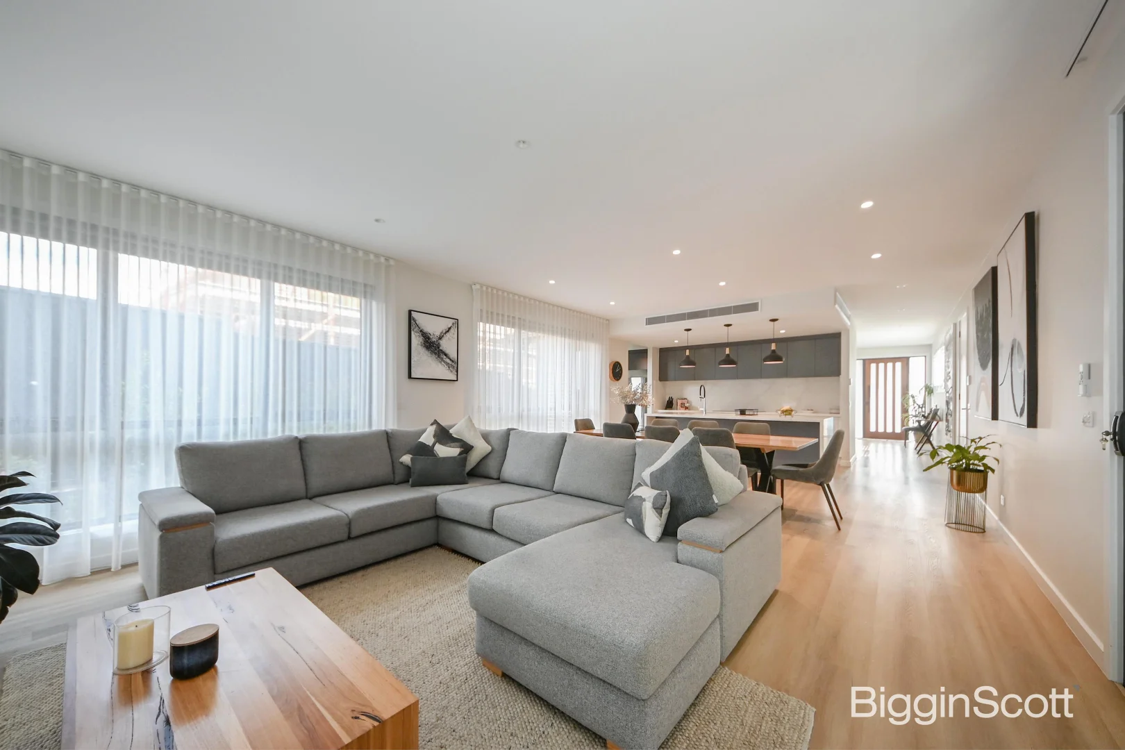 Additional image 4 of 2/46 Dunscombe Avenue, Glen Waverley VIC 3150