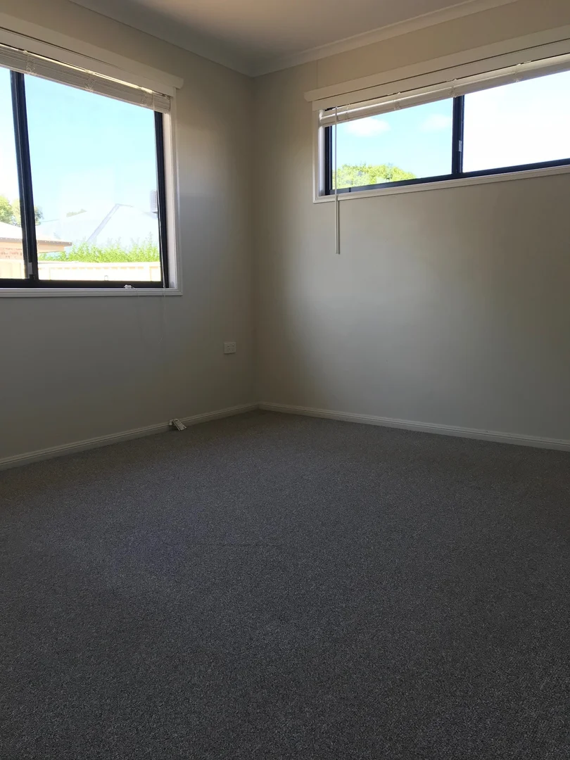 Additional image 4 of 1/212 Borilla Street, Emerald QLD 4720