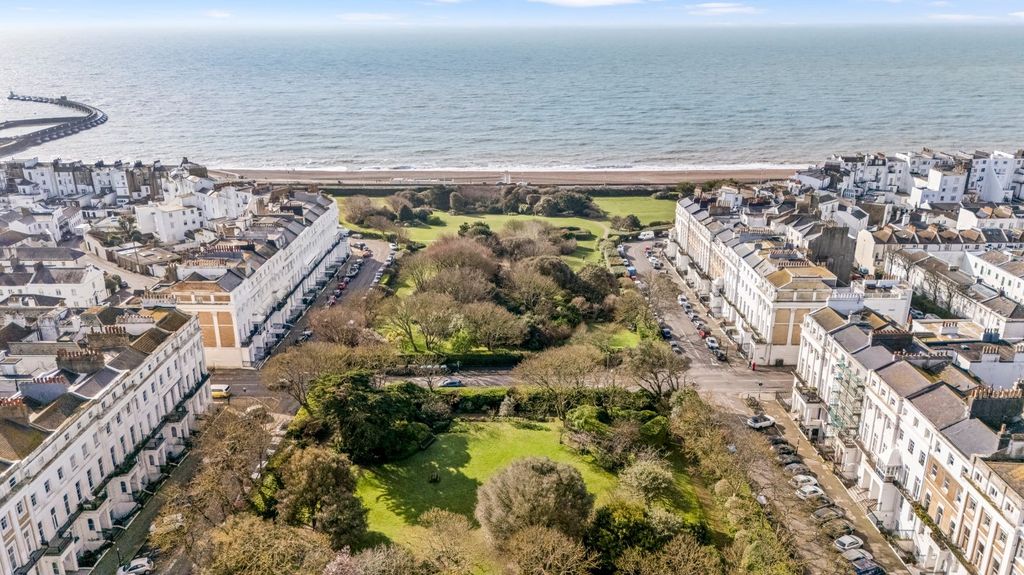 Additional image 48 of 3 bed flat for saleSussex Square, Brighton, East Sussex BN2