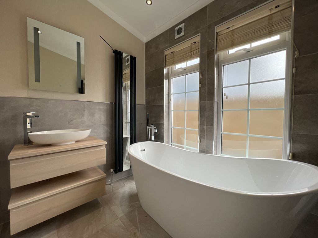 Additional image 19 of 2 bed mobile/park home for salePlot 8 East Court Steps, Saltmarshe Castle, Tedstone Warfe, Bromyard, Herefordshire HR7