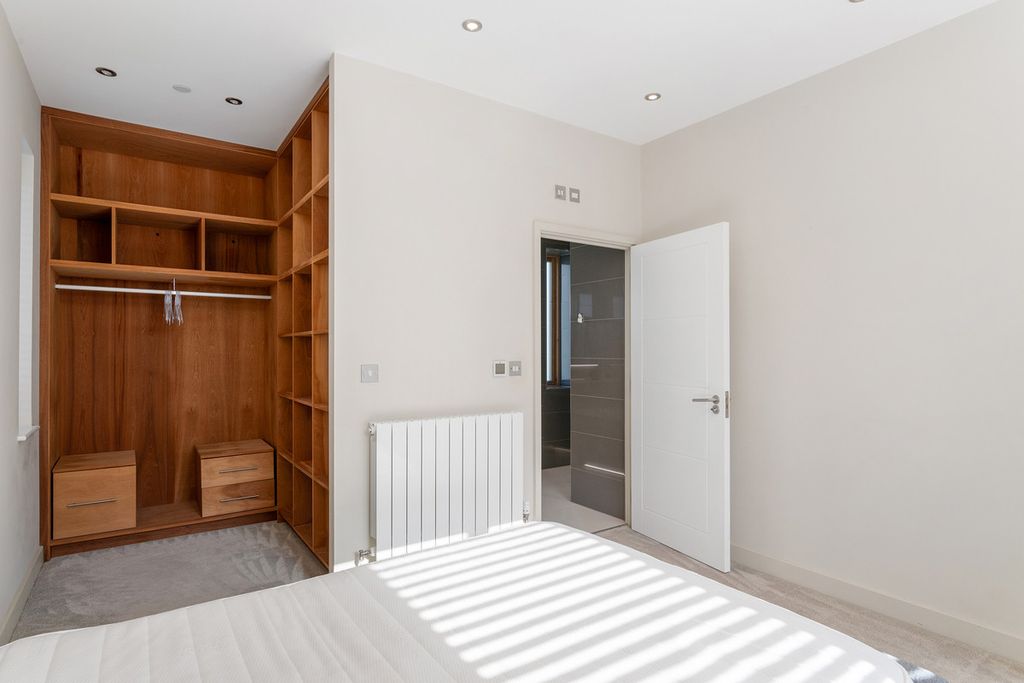 Additional image 6 of 4 bed semi-detached house for saleGibsons Place, Brentford TW8