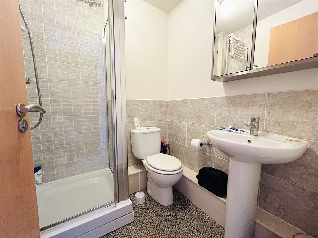 Additional image 12 of 2 bed flat for saleQueens Promenade, Bispham, Blackpool FY2