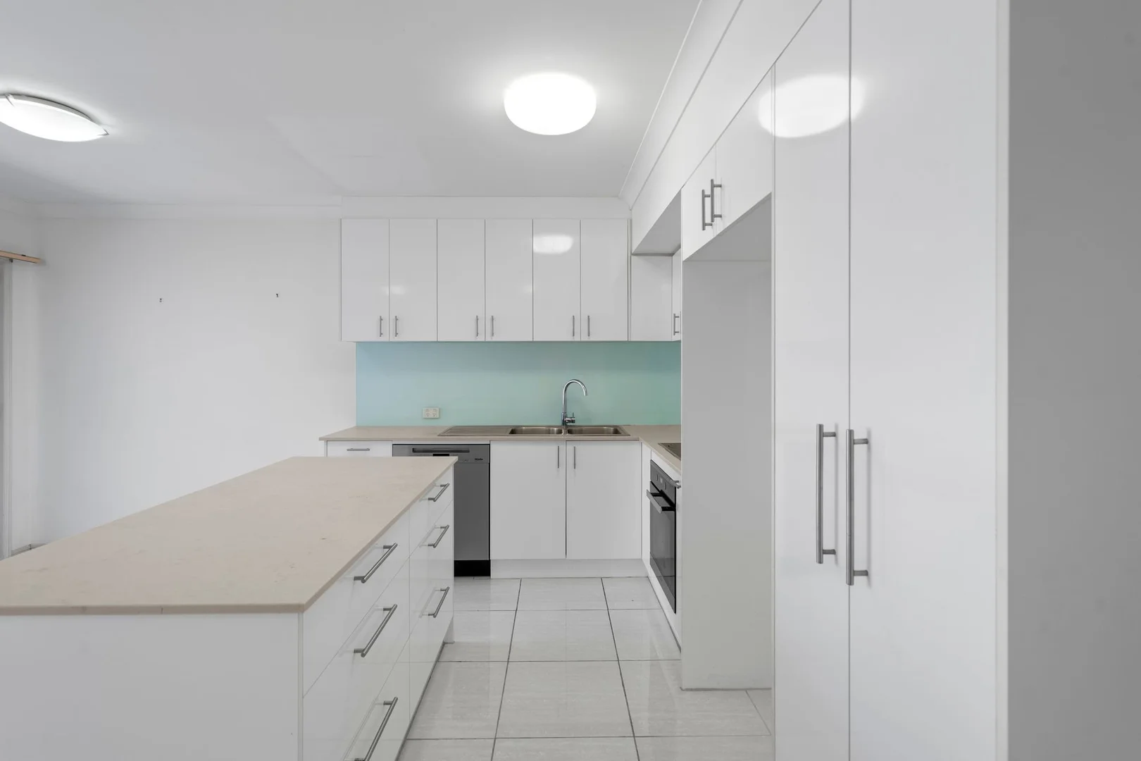 Additional image 2 of 2/37 Broomfield St, Taringa QLD 4068