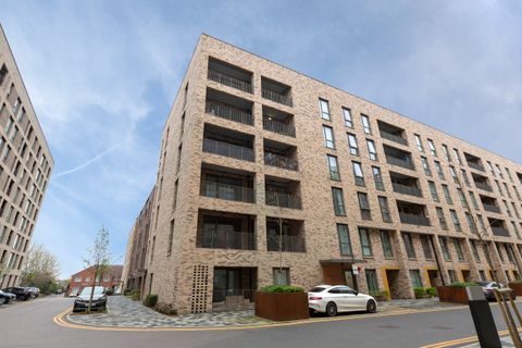 Mahindra Way, London E6