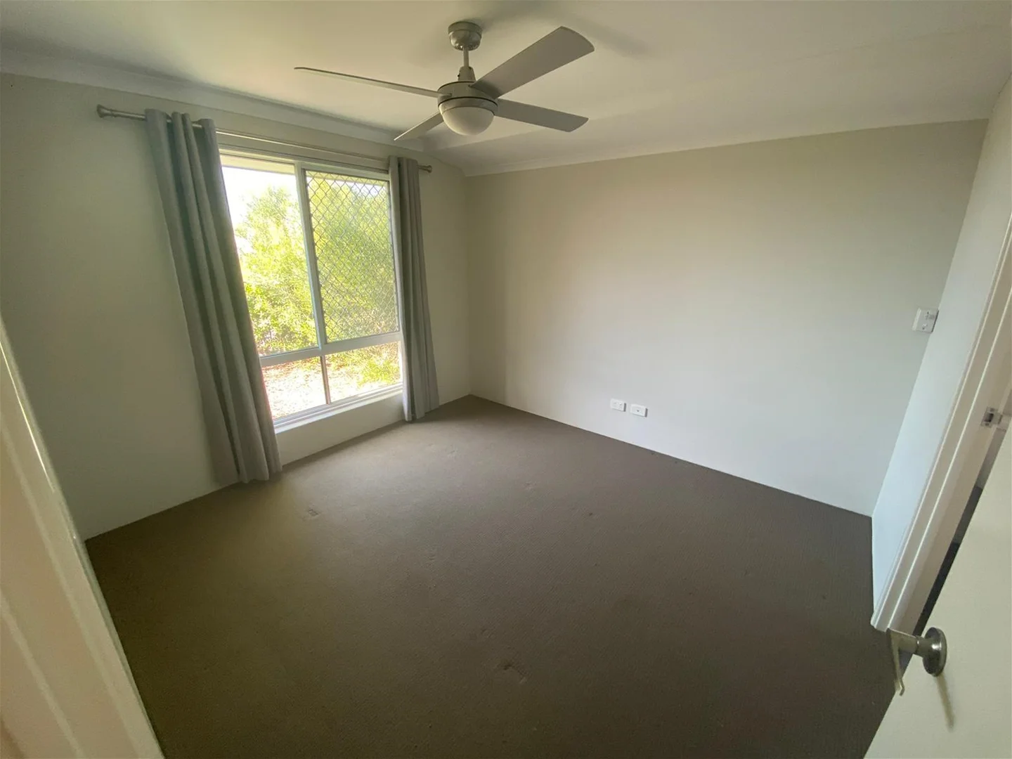 98 Morwell St, Yanchep WA 6035 photo 5