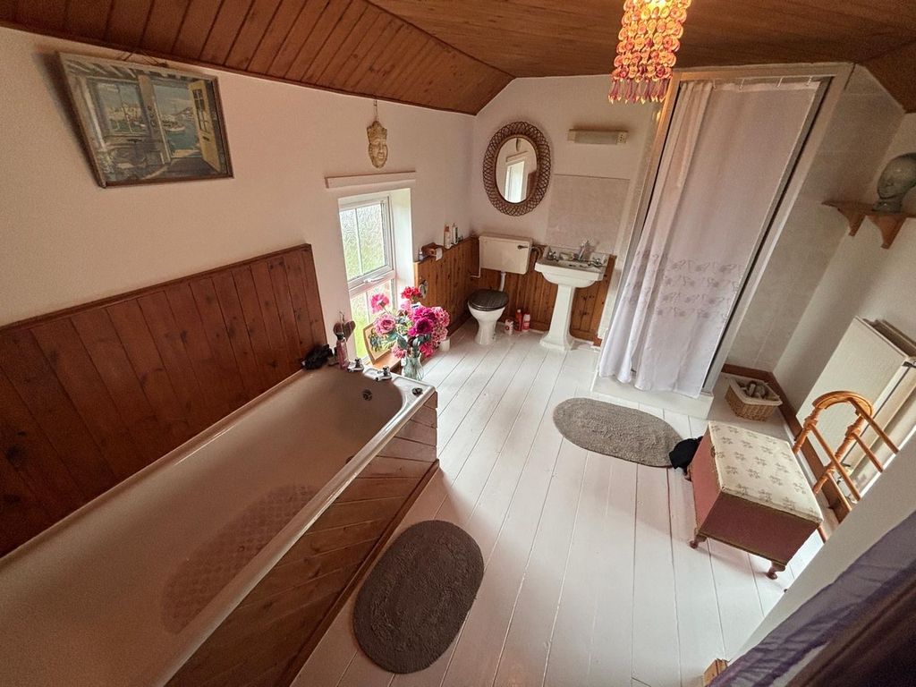 Additional image 13 of 3 bed semi-detached house for saleLlanybydder SA40