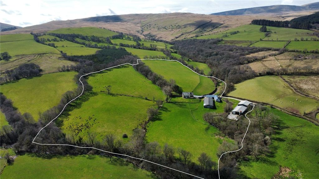 6 bed equestrian for saleCrai, Brecon, Powys LD3