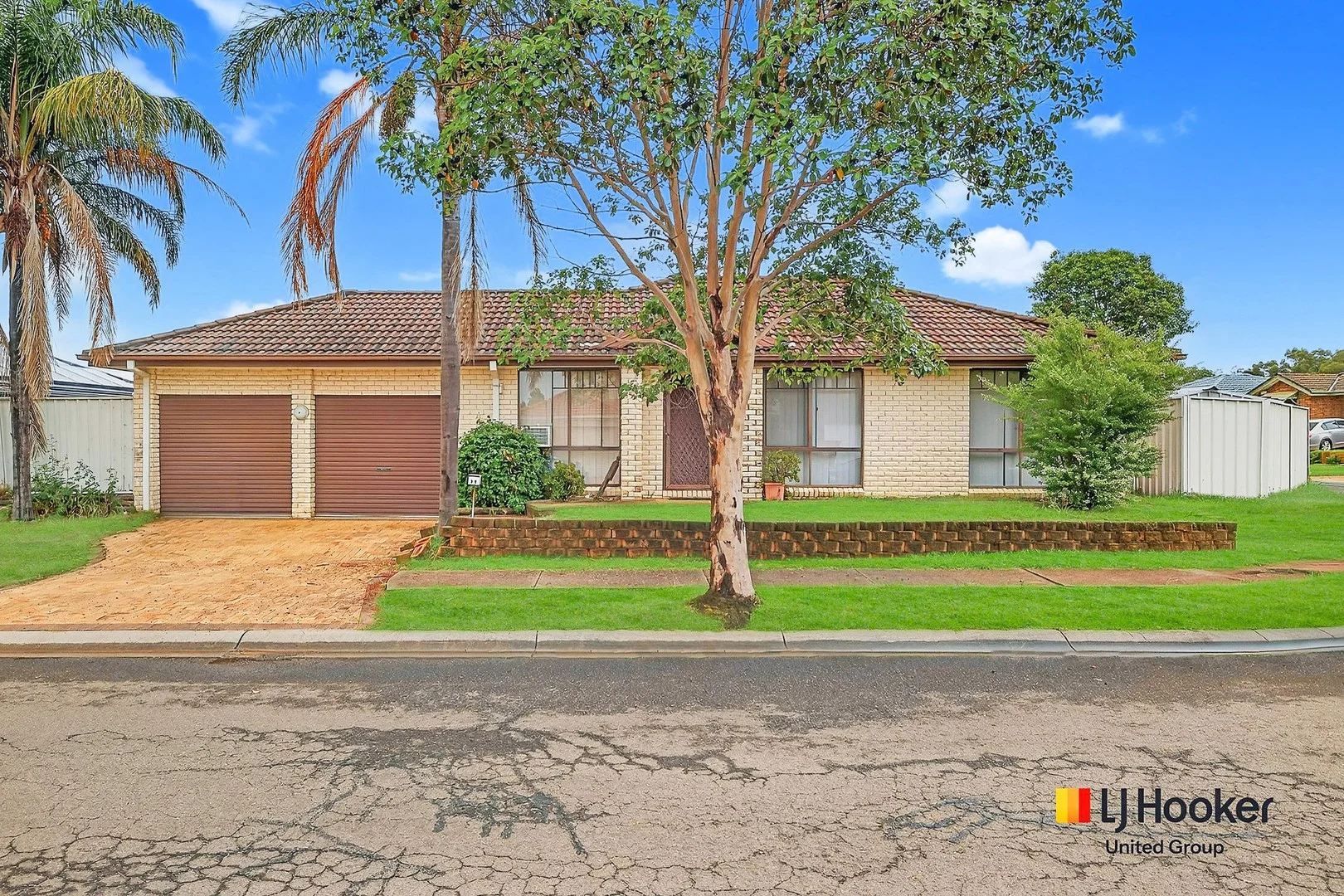 25 Tamworth Crescent, Hoxton Park NSW 2171