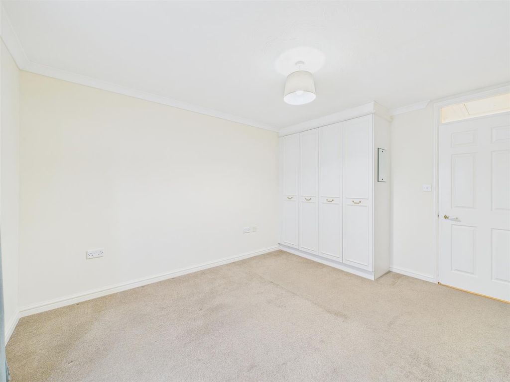 Additional image 5 of 2 bed flat for saleTown Farm Court, Braunton EX33