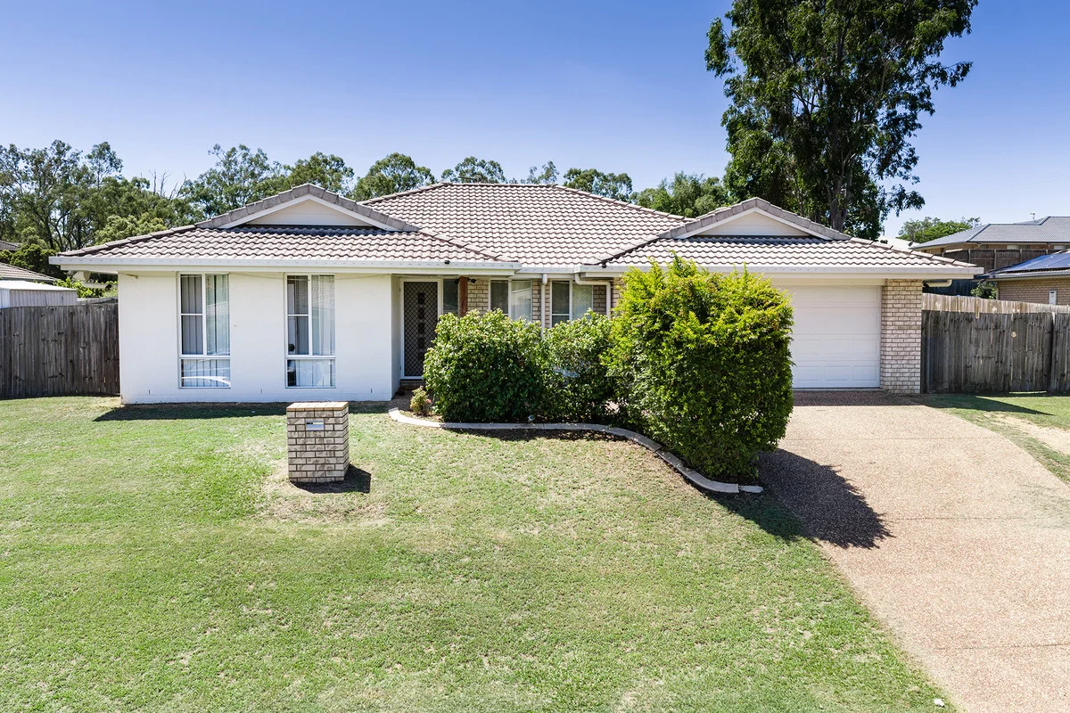 6 Paige Place, Helidon QLD 4344