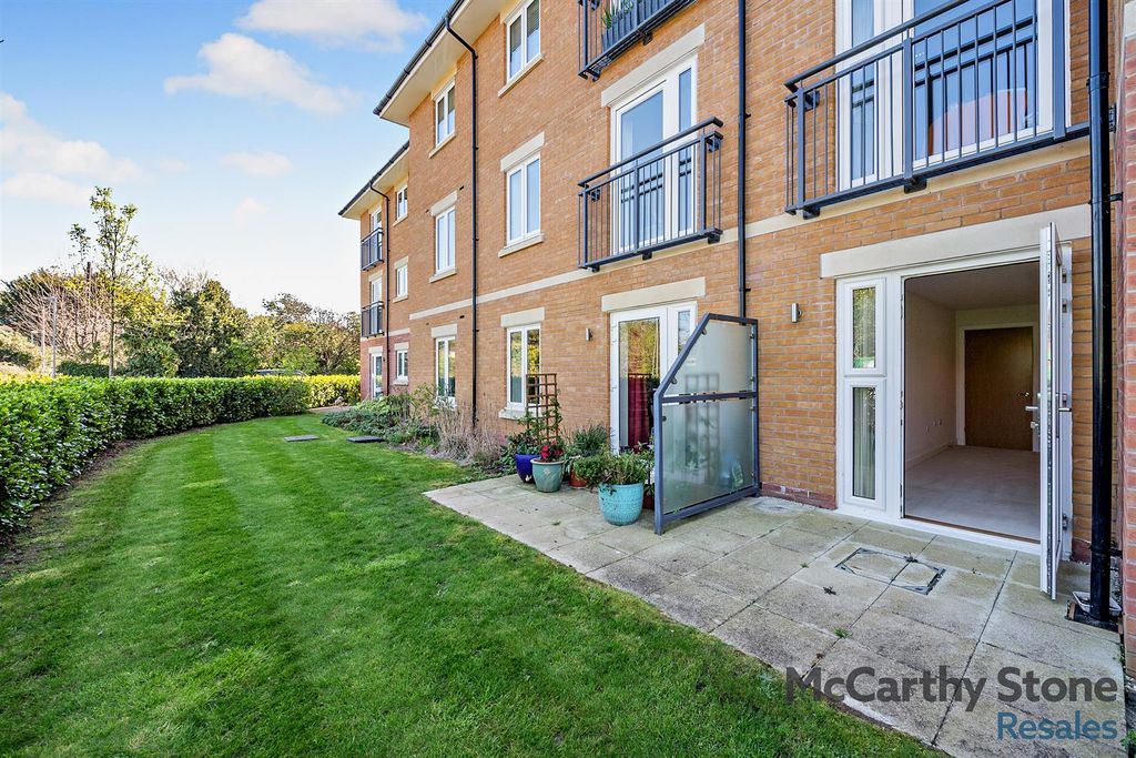 Additional image 9 of 1 bed flat for saleGordon Court, Flood Lane, Bridport DT6