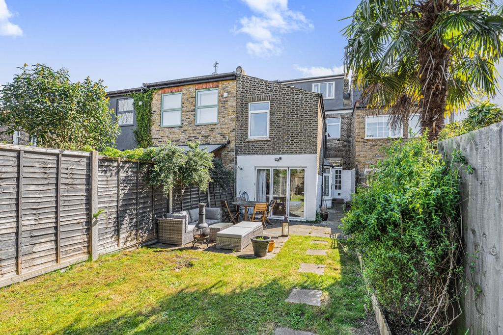 Additional image 17 of 4 bed terraced house for saleWhitestile Road, Brentford TW8