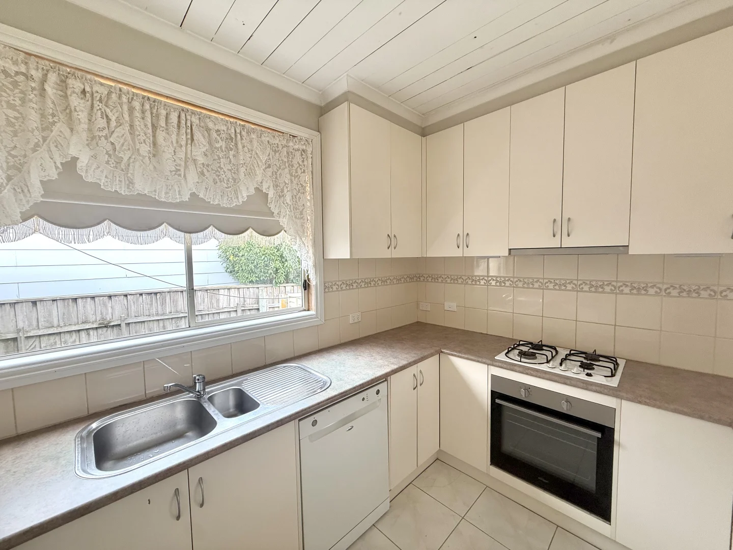 Additional image 4 of 54 Scenic Road, Warragul VIC 3820