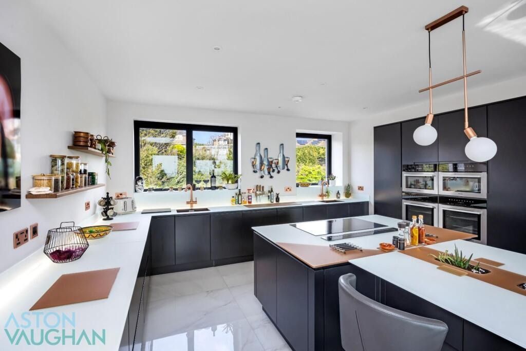 Additional image 15 of 6 bed detached house for saleRoedean Road, Brighton BN2