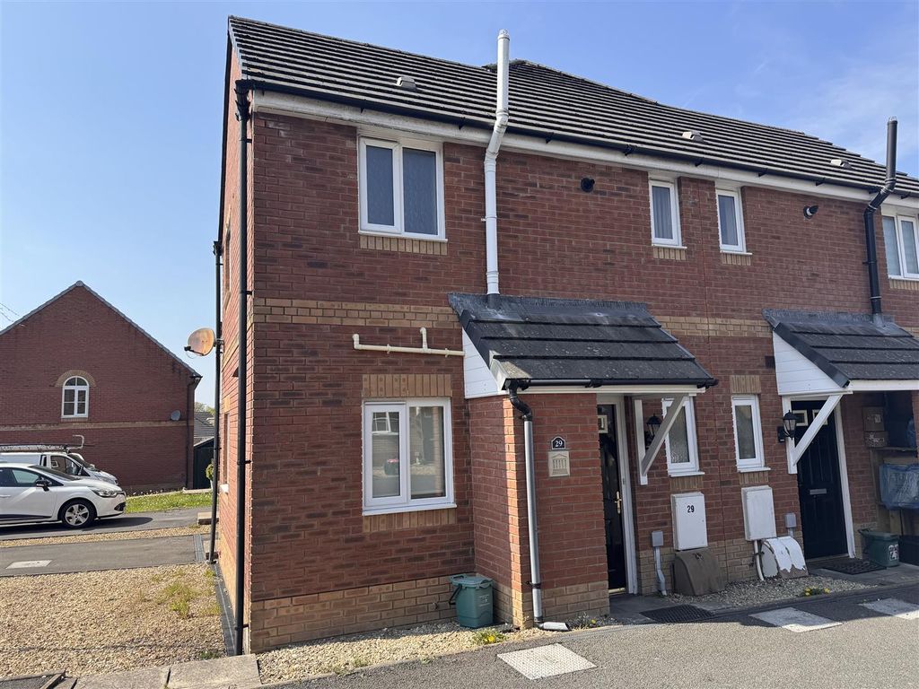 1 bed end terrace house for saleFfordd Y Glowyr, Betws, Ammanford SA18