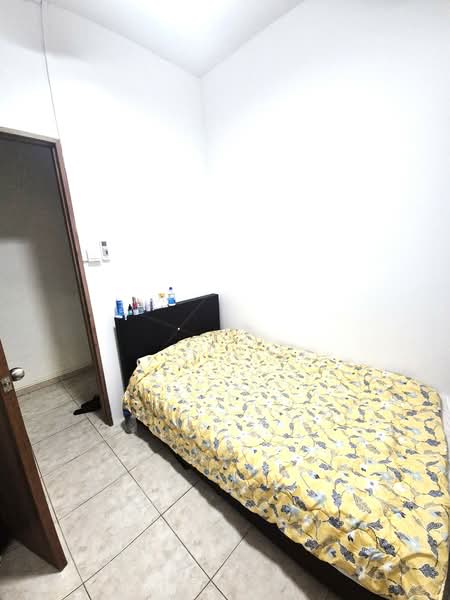 29 Hume Avenue photo 3