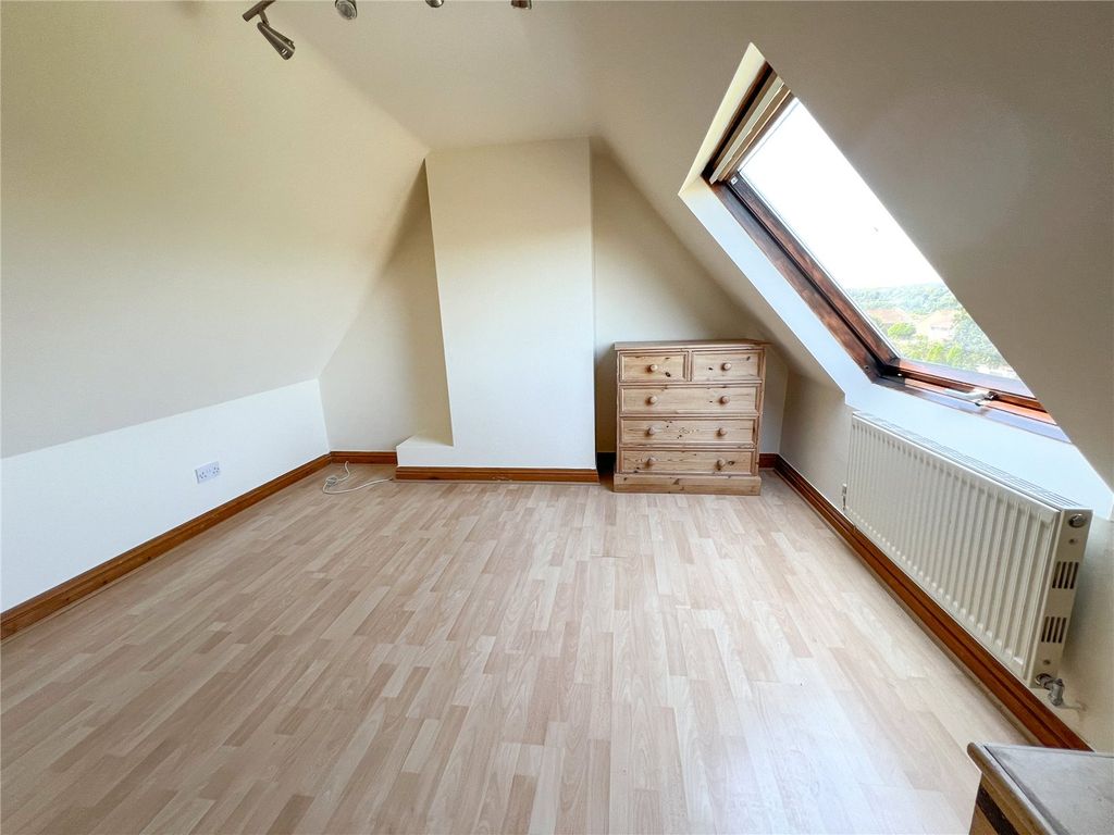 Additional image 11 of 6 bed semi-detached house for saleSalisbury Crescent, Blandford Forum, Dorset DT11