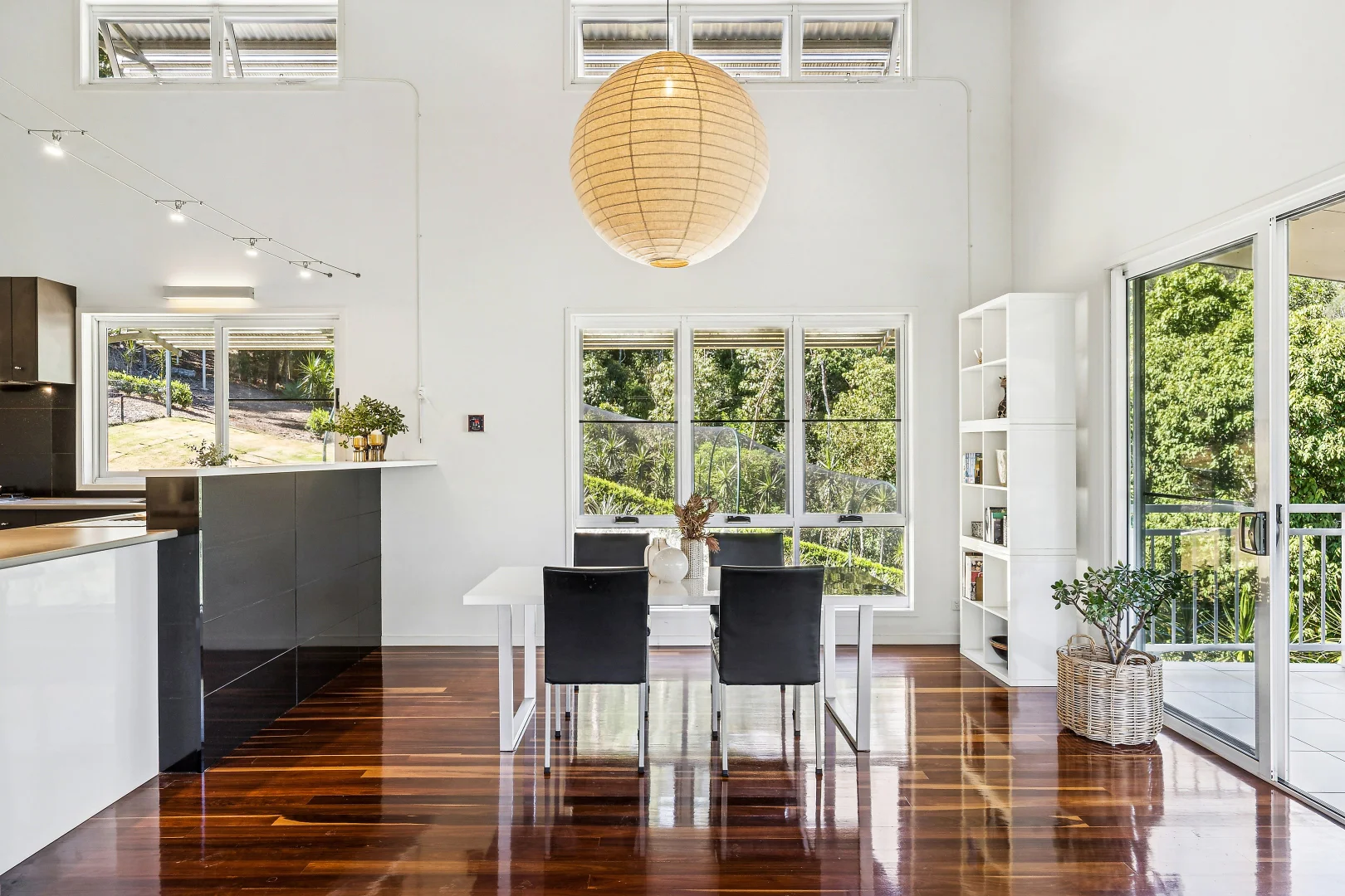 Additional image 9 of 947 Upper Brookfield Road, Upper Brookfield QLD 4069