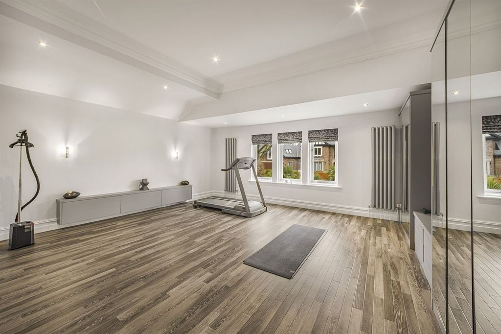 Additional image 18 of 4 bed detached house for saleTheobald Road, Bowdon WA14