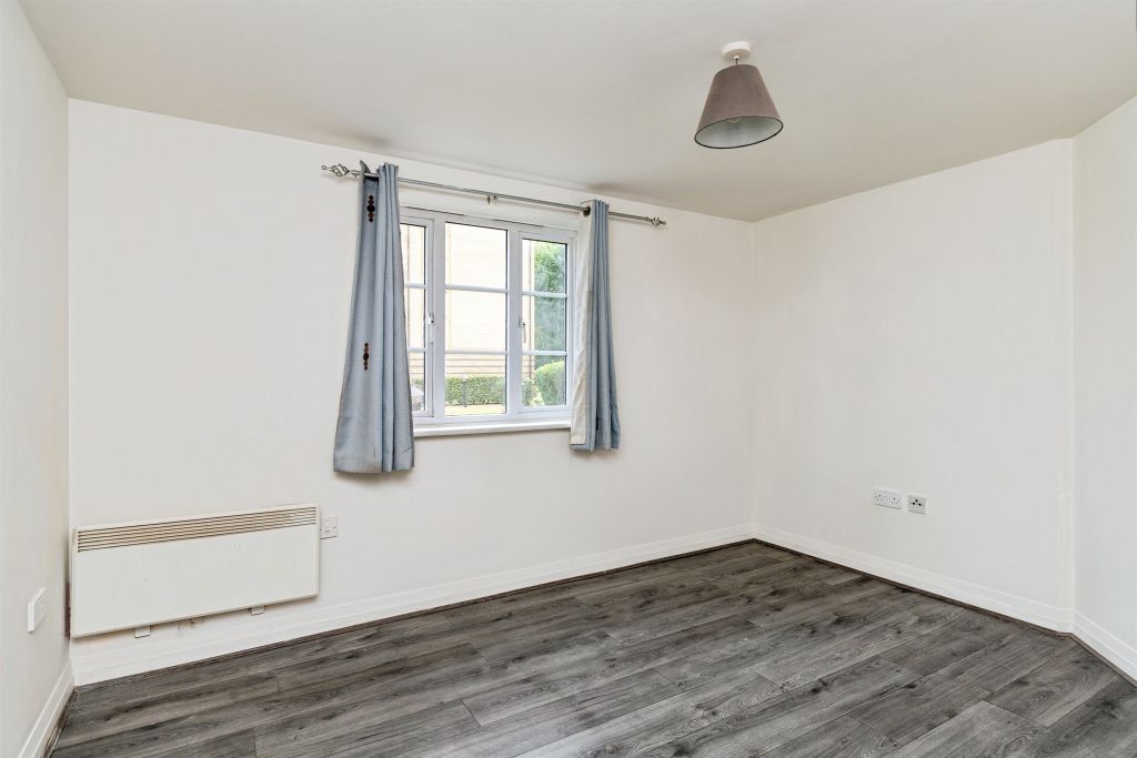 Additional image 12 of 2 bed flat for saleNewland Gardens, Hertford SG13