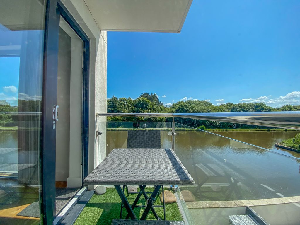 Additional image 3 of 2 bed flat for saleCanalside, Higher Wharf, Bude EX23