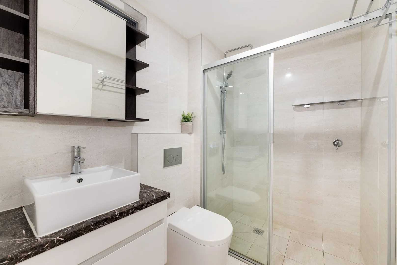 Additional image 3 of 114E Curlewis Street, Bondi Beach NSW 2026