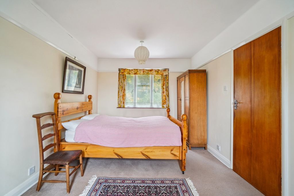 Additional image 13 of 4 bed detached house for saleBlind Lane, Bourne End SL8