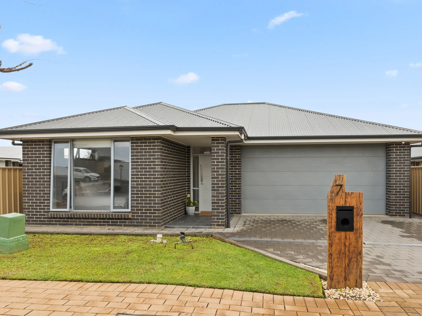7 Fathom Crescent, Seaford Meadows SA 5169