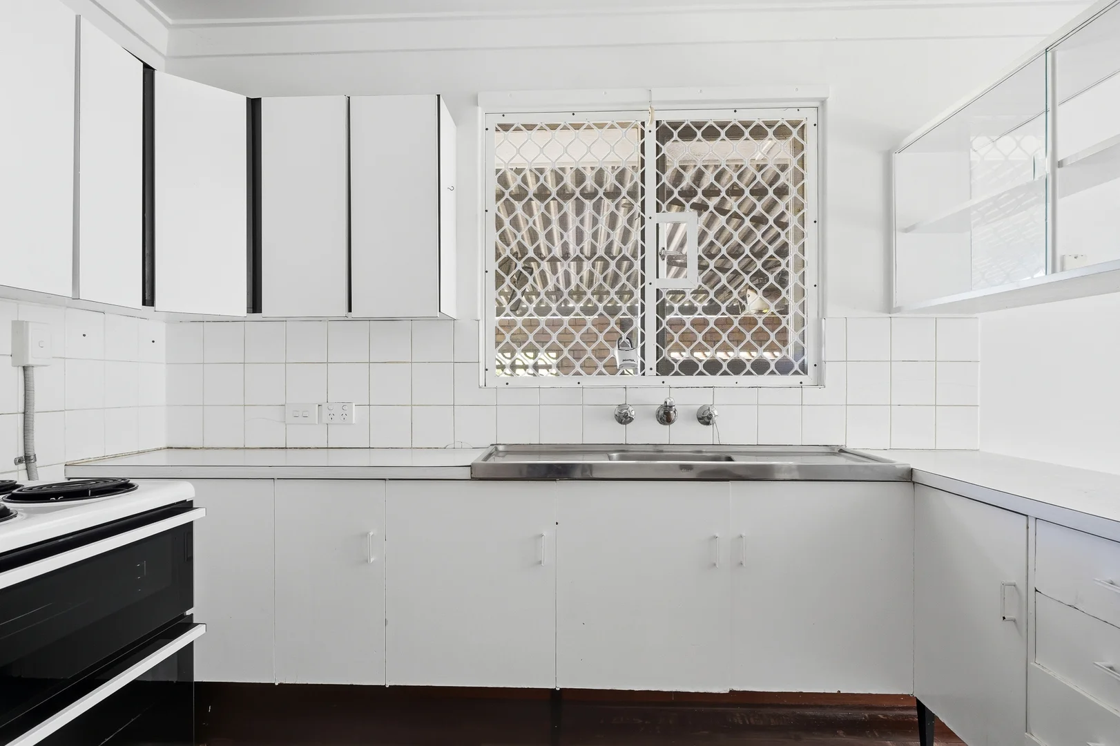 Additional image 7 of 347 Railway Avenue, Armadale WA 6112