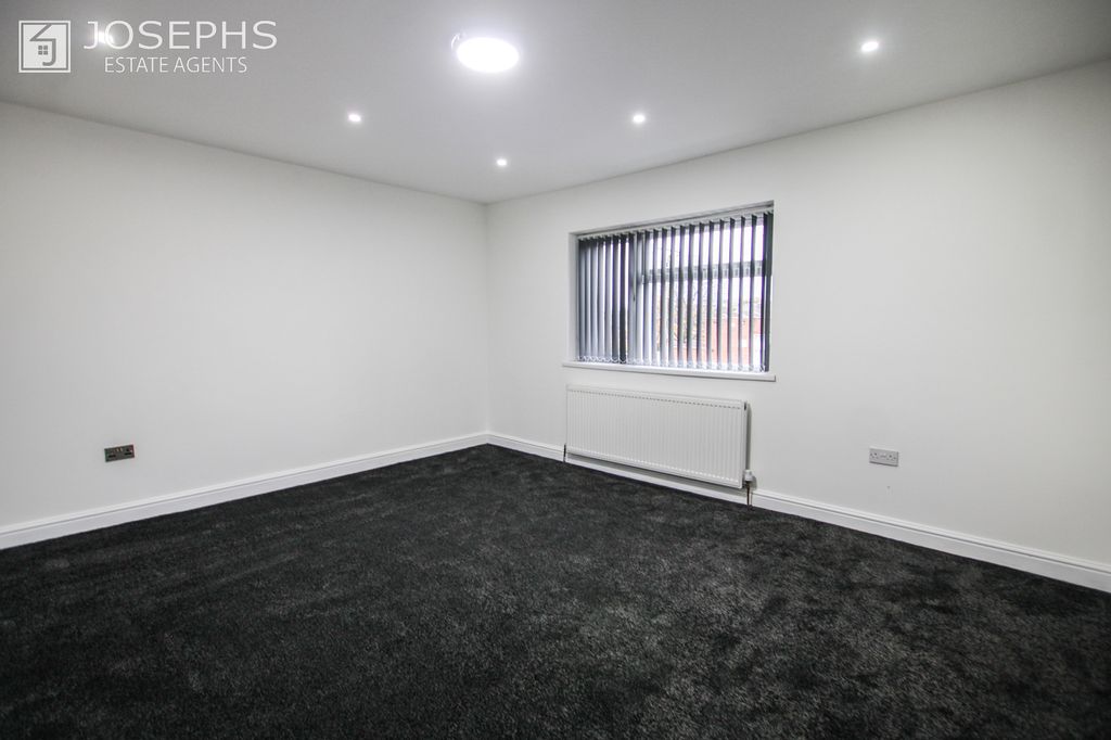 Additional image 16 of 5 bed end terrace house for saleEllesmere Road, Bolton BL3