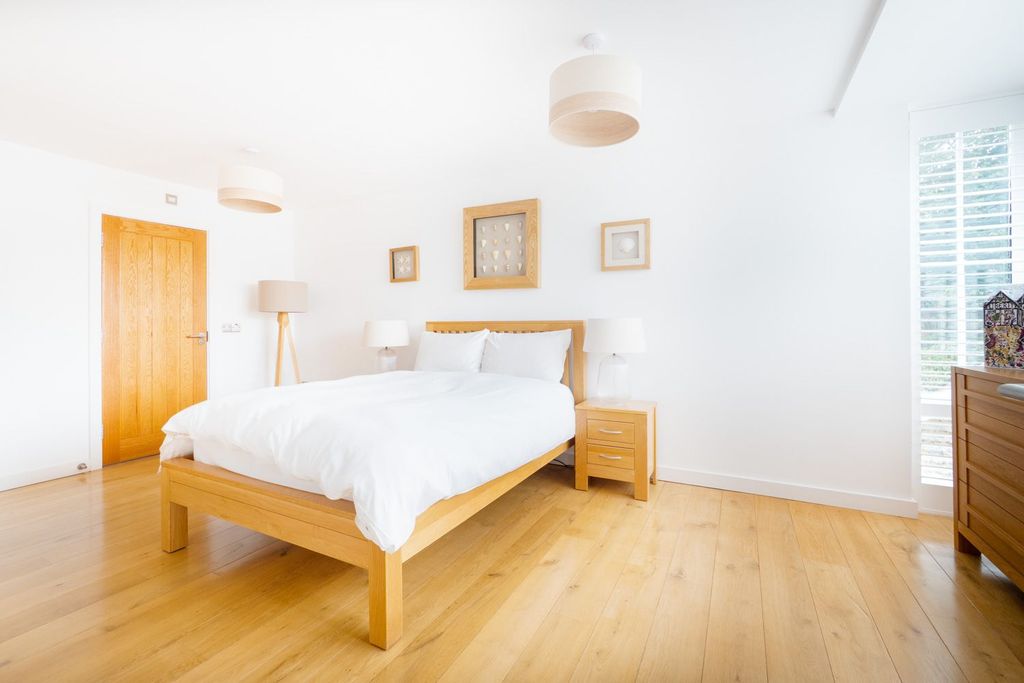 Additional image 19 of 5 bed detached house for saleElmwood Close, Broadstairs CT10