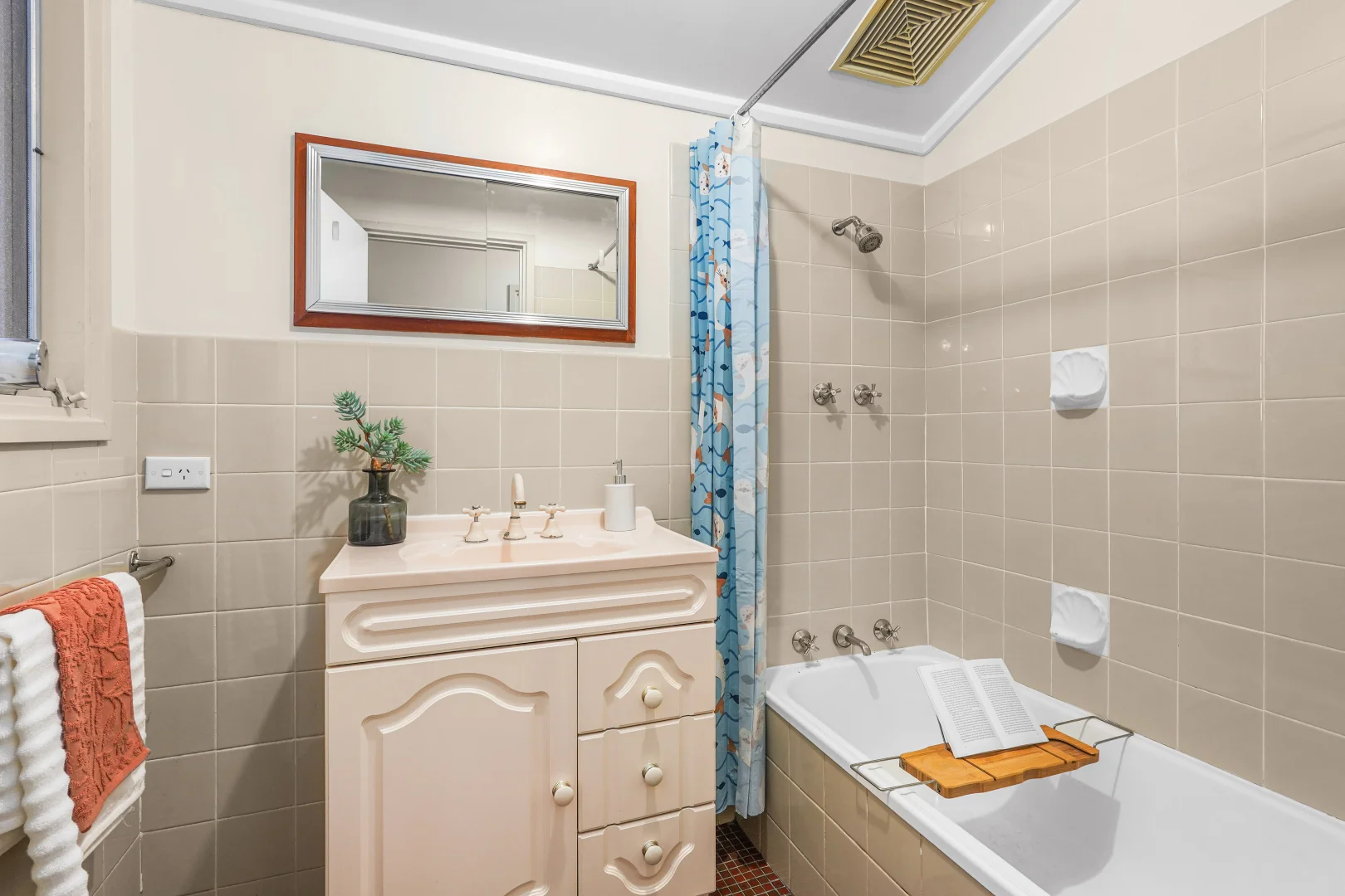 Additional image 20 of 33 Heather Drive, Christie Downs SA 5164