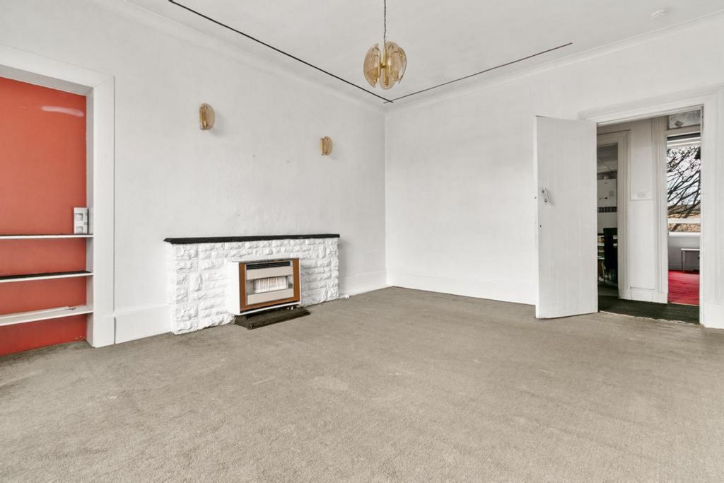 Additional image 3 of 3 bed flat for salePaisley Road West, Cessnock G51