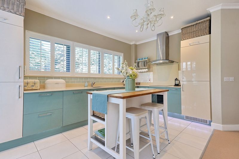 Additional image 5 of 2 bed flat for saleSt. Marys Drive, Brixham TQ5