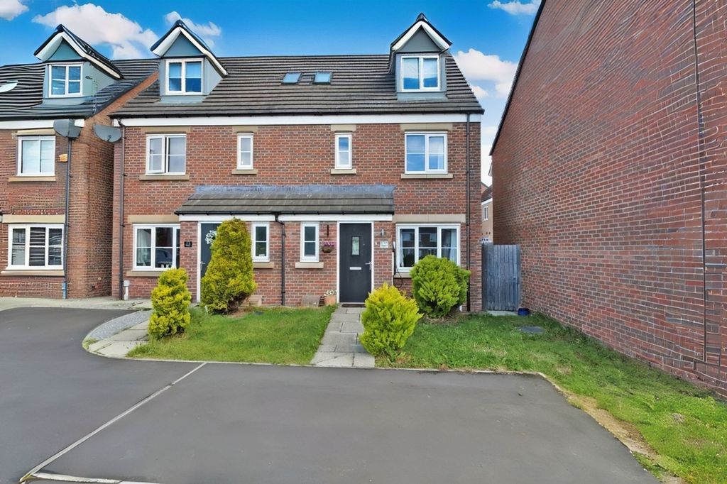 4 bed semi-detached house for saleHalton Grove, Blyth NE24
