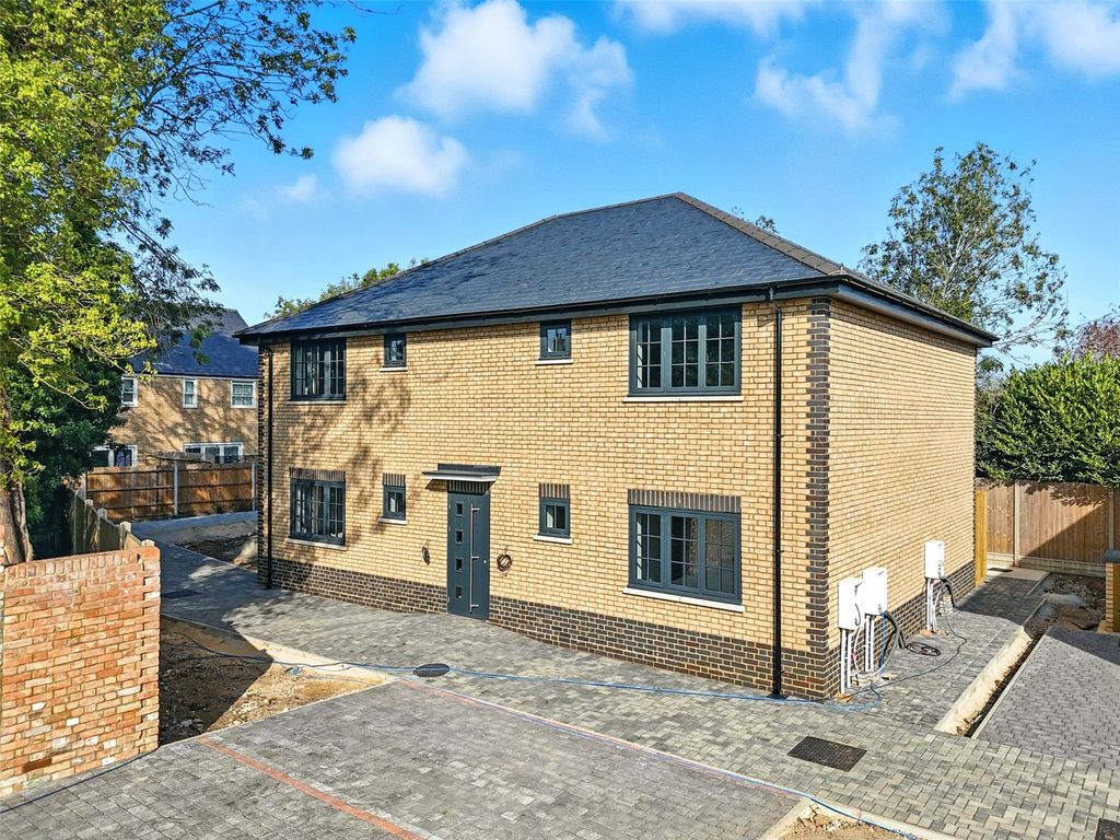 Additional image 4 of 1 bed flat for saleCox's Yard, 16-18 Rayne Road, Braintree, Essex CM7