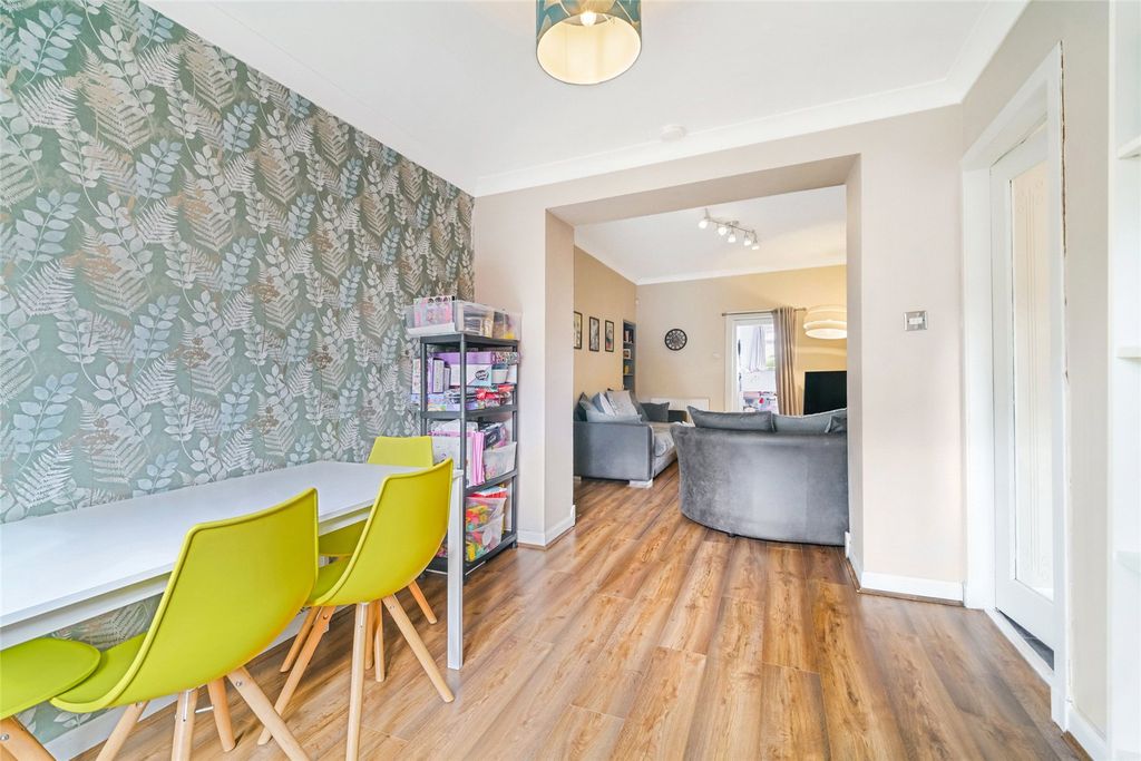 Additional image 8 of 3 bed flat for saleKingsbridge Drive, Rutherglen, Glasgow, South Lanarkshire G73