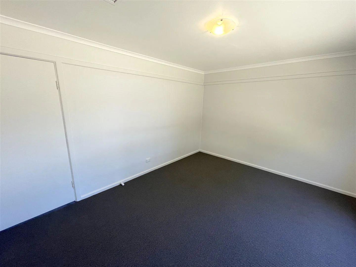 7 Wade Street, Griffith NSW 2680 photo 5