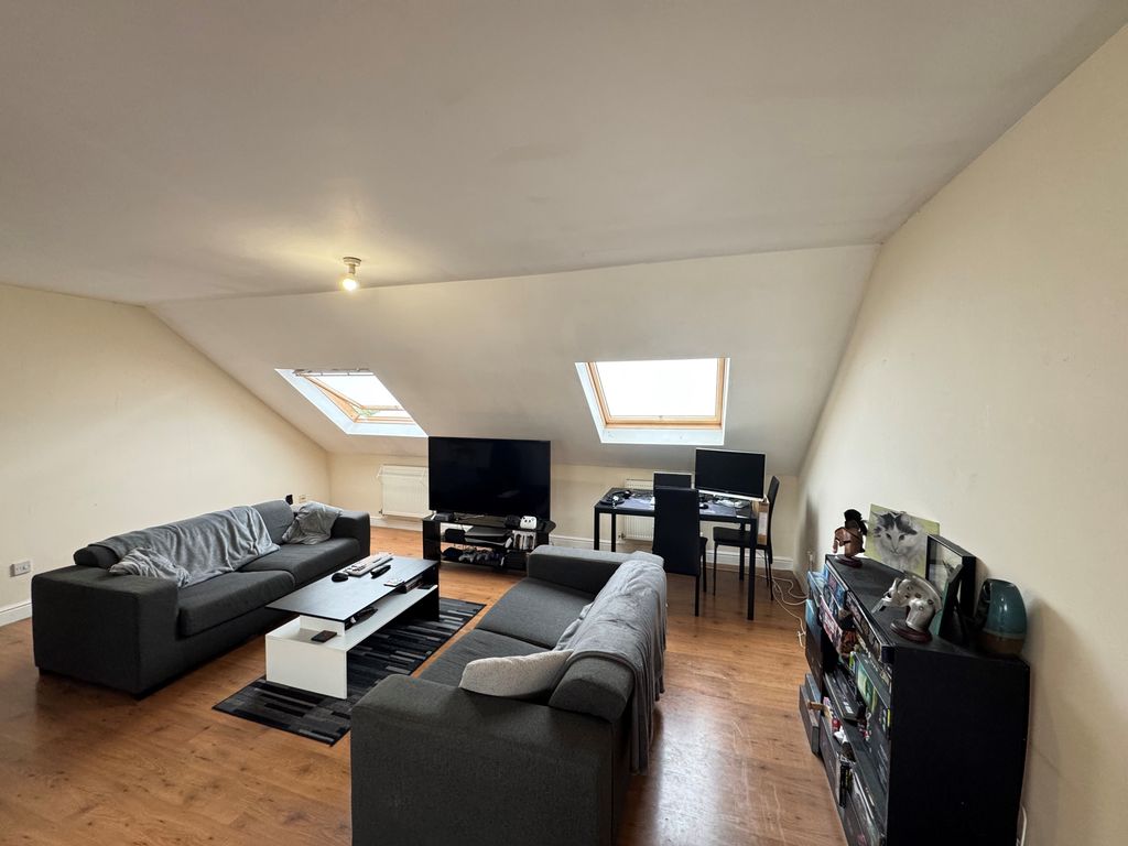 Additional image 2 of 2 bed flat for salePankhurst Close, Blackburn BB1