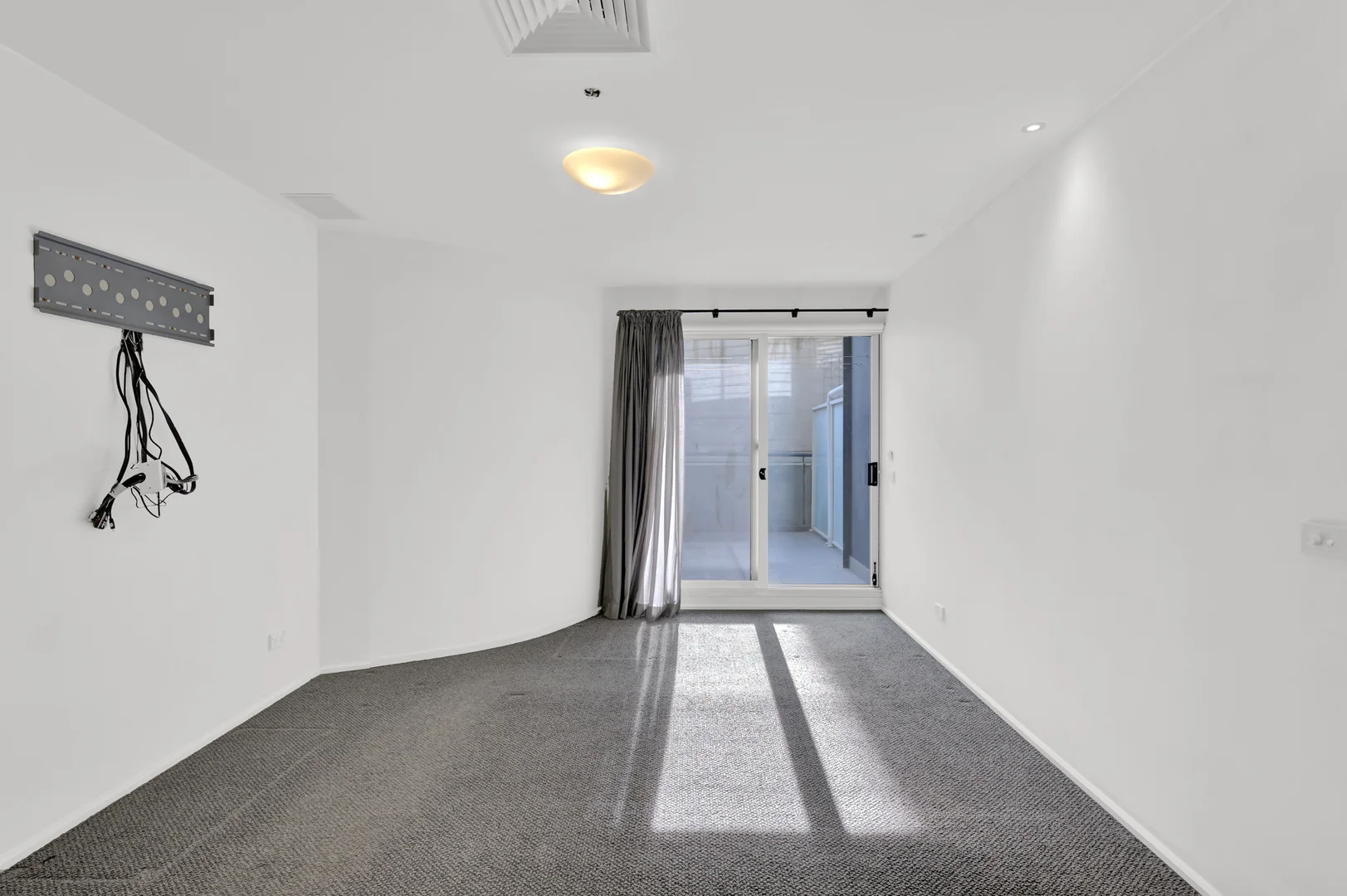Additional image 4 of 204/62 Beach Street, Port Melbourne VIC 3207